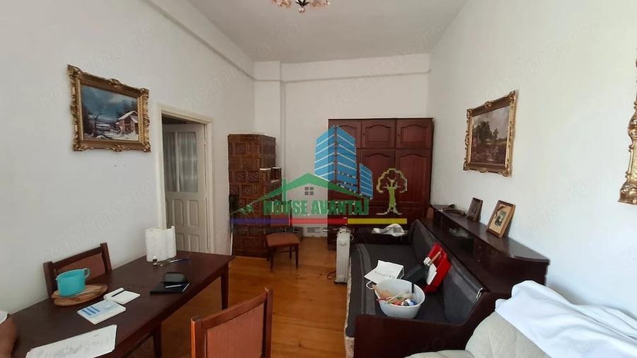 Casă cu 3 camere cu Teren 470 Mp în Central