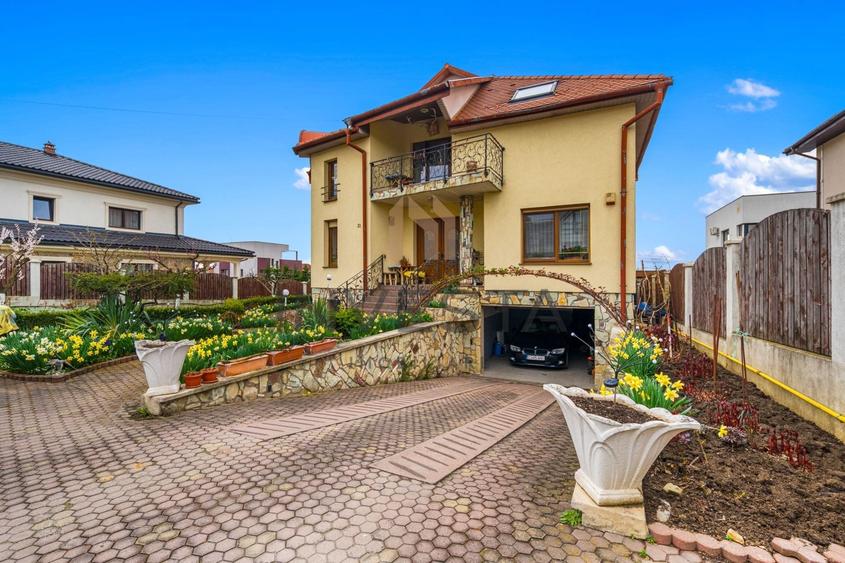 Casă individuală cu 7 camere cu Canalizare în Europa