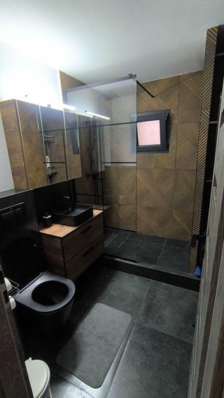 Apartament cu 3 camere decomandat, mobilat în Mărăști