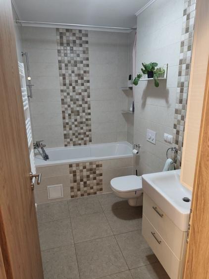 Apartament cu 2 camere decomandat în Exterior Vest