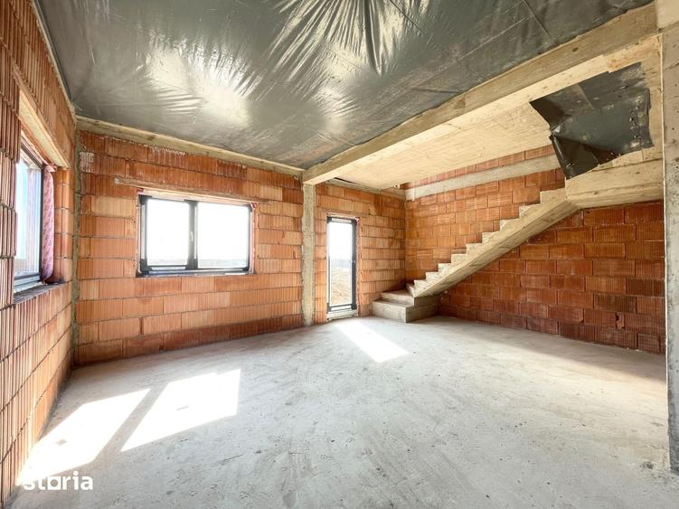 Casă cu 3 camere cu Teren 274 Mp în Sud