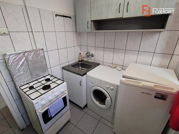 Garsonieră decomandată, mobilată în Complex Studențesc
