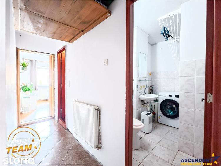 Apartament cu 3 camere decomandat în Central