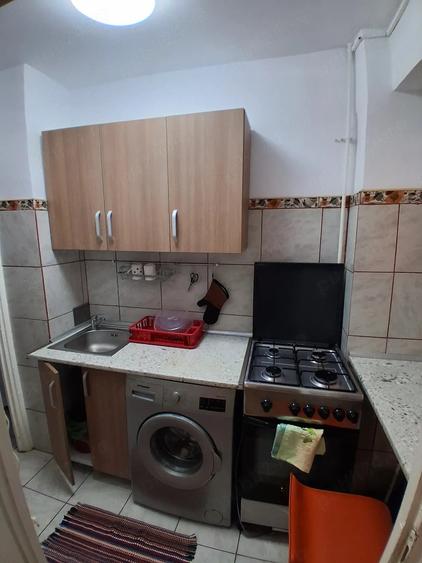 Garsonieră semidecomandată în Basarabia