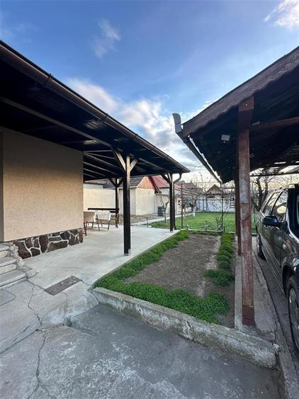 Casă cu 3 camere cu Teren 515 Mp în Est
