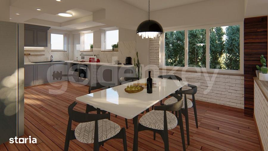 Casă cu 8 camere cu Teren 1000 Mp în Central