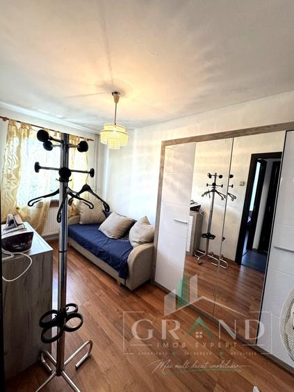 Apartament cu 4 camere semidecomandat, mobilat în Mănăștur