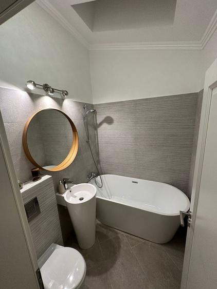Casă individuală cu 6 camere cu Canalizare în Brâncoveanu
