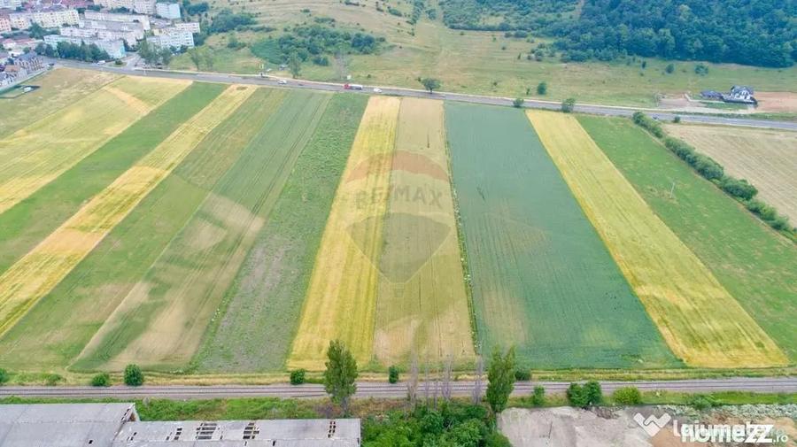 Teren intravilan de vanzare in Codlea, iesirea spre Sibiu - 10