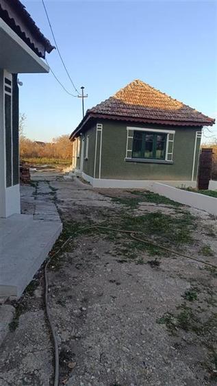 Casă individuală cu 5 camere cu Teren 1412 Mp în Tulca
