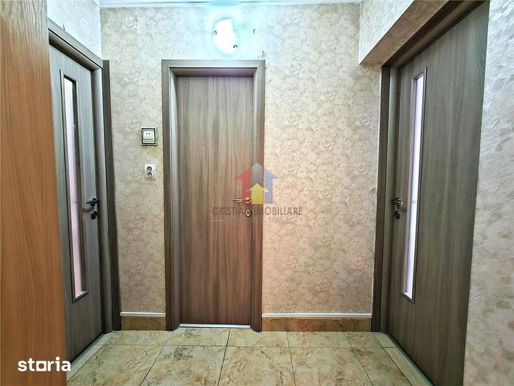 Apartament cu 3 camere în Viziru 2