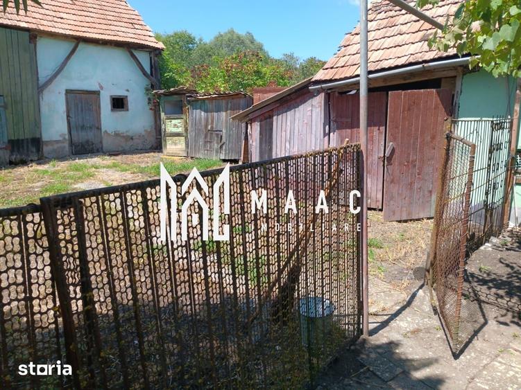 Casă cu 4 camere cu Teren 2000 Mp în Alțina