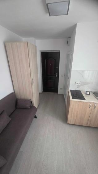 Garsonieră semidecomandată în CET