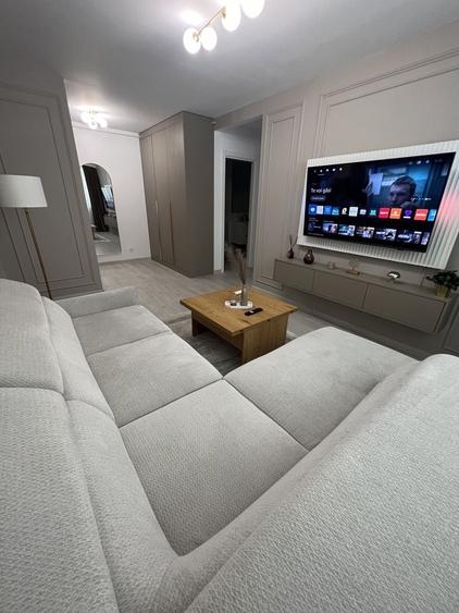 Apartament cu 2 camere semidecomandat în Exterior Vest