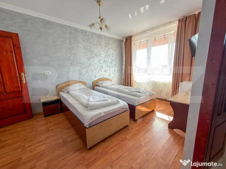 Spațiu comercial, de 1,030 mp, în Sânmartin