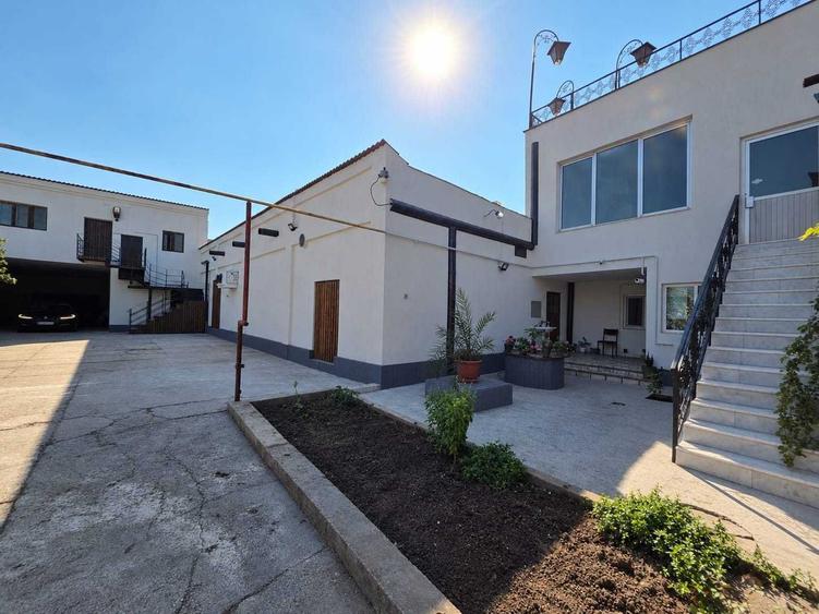 Casă cu 4 camere în Caracal