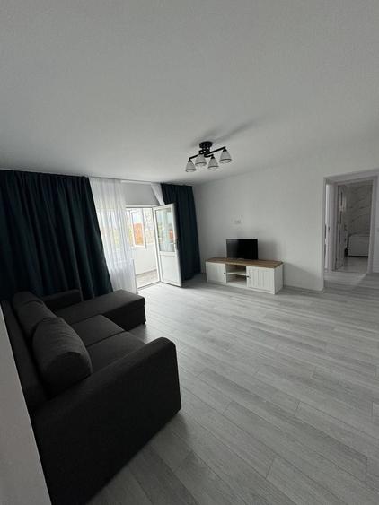 Apartament cu 2 camere decomandat în Exterior Vest