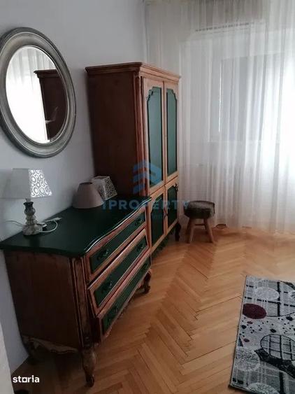 Apartament cu 3 camere, mobilat în Pantelimon