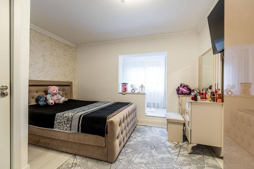 Apartament cu 3 camere decomandat, mobilat în Aurel Vlaicu