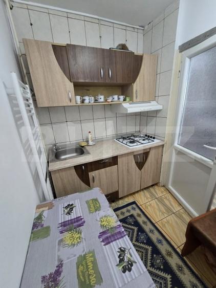 Garsoniera de vanzare, 24 mp, etaj 3, zona Micro 12 - 4