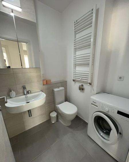 Apartament cu 2 camere semidecomandat, mobilat în Lujerului