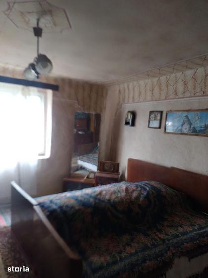 Casă cu 4 camere cu Teren 1250 Mp în Cenad