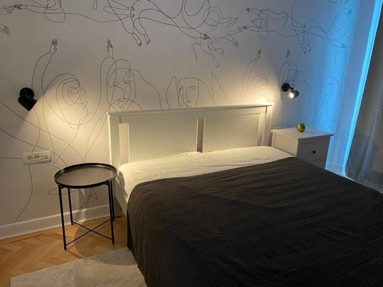 Apartament cu 3 camere semidecomandat, mobilat în Ștefan cel Mare