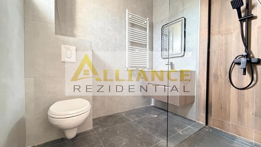 Casă individuală cu 4 camere cu Canalizare în Berceni