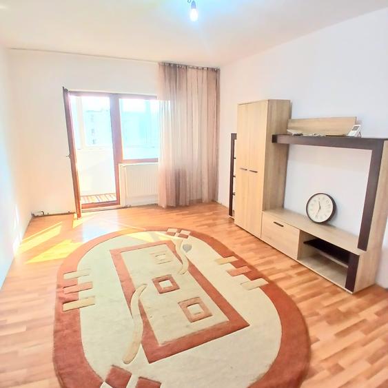 Apartament cu 2 camere în Mircea cel Bătrân