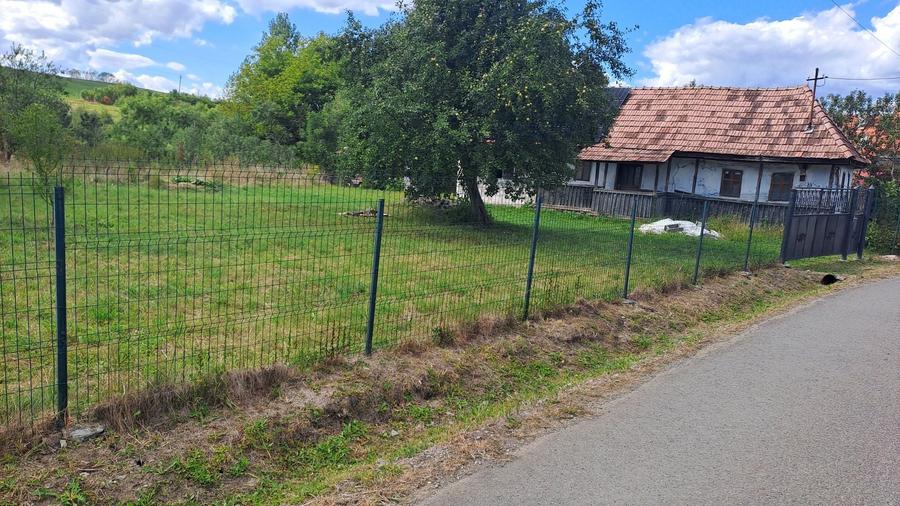 Casă cu 2 camere în Central