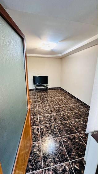 Apartament cu 3 camere în Spital