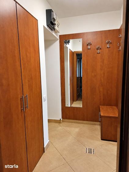 Apartament cu 2 camere semidecomandat în Grivița