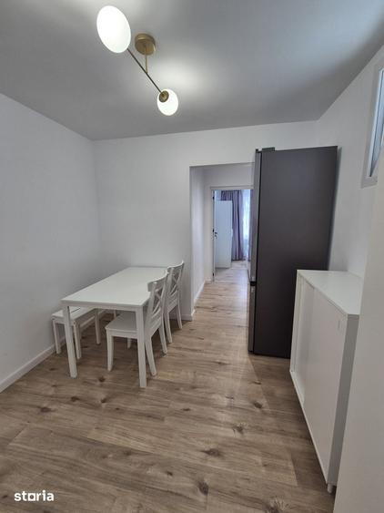 Apartament cu 2 camere decomandat în Tei