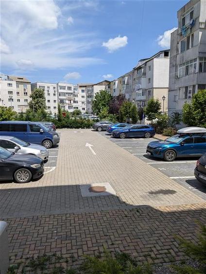 Garsonieră decomandată în Mioriței