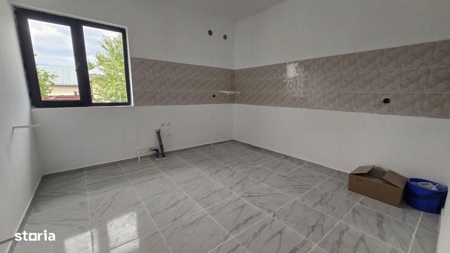 Casă cu 3 camere cu Teren 420 Mp în Holboca