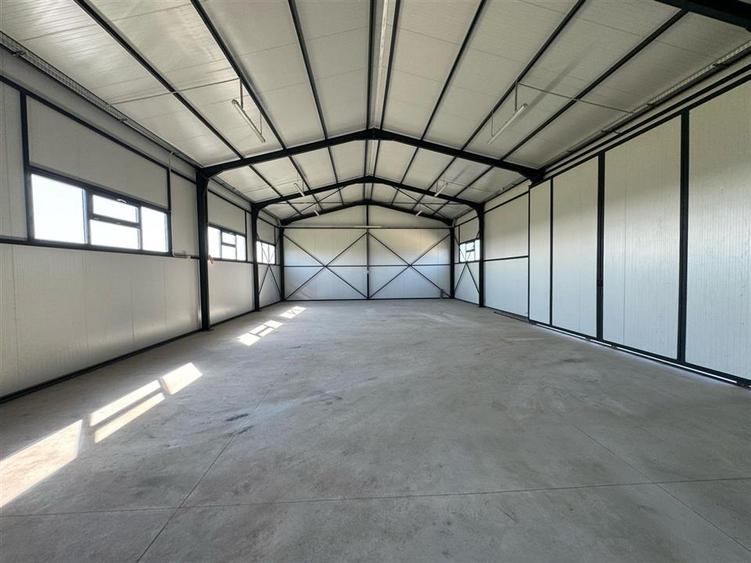 Spațiu industrial, de 180 mp, în Garoafa