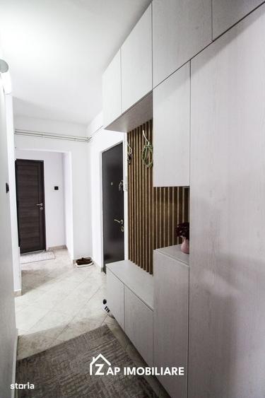 Apartament cu 2 camere decomandat în Vulcan