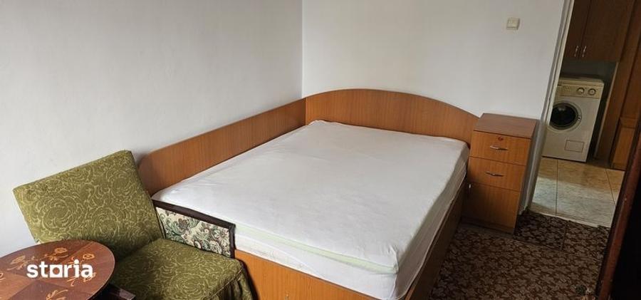 Apartament cu 2 camere decomandat în Pelican