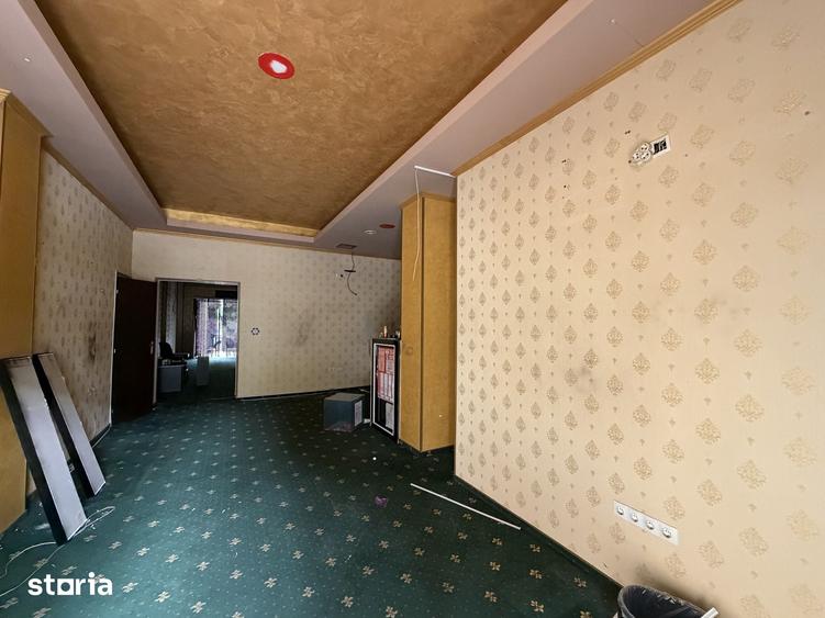 Spațiu comercial, de 66 mp, în Central