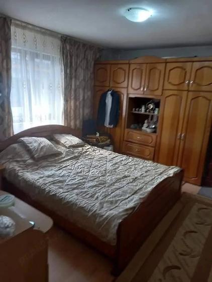 Casă cu 4 camere cu Teren 400 Mp în Exterior Vest