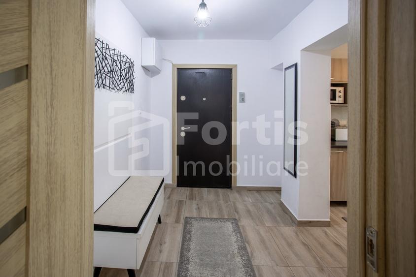 Apartament cu 2 camere semidecomandat, mobilat în Rogerius