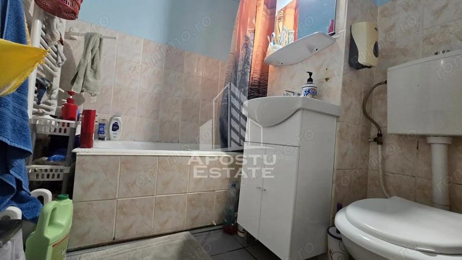 Apartament cu 2 camere decomandat în Lipovei