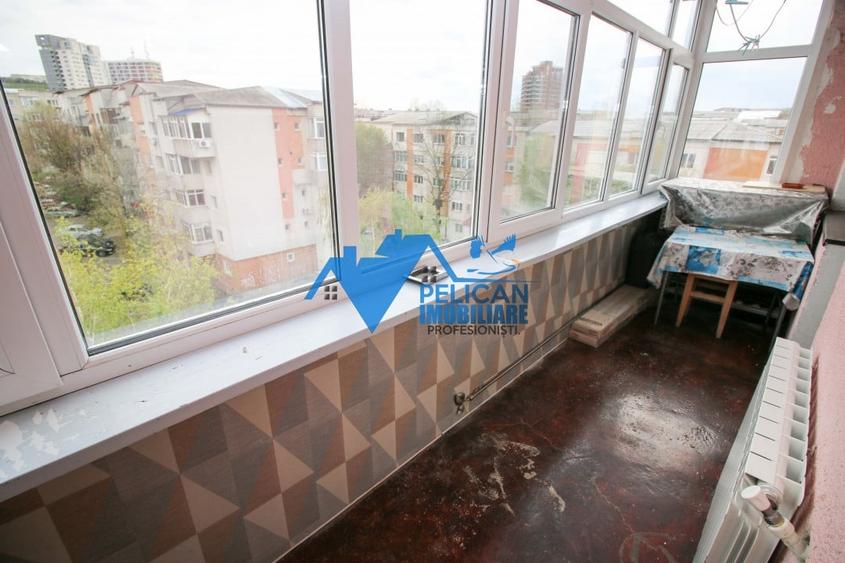 Apartament cu 3 camere decomandat, mobilat în E3