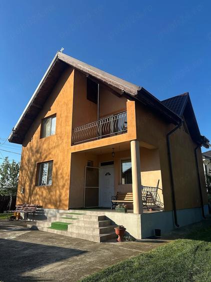Casă cu 4 camere cu Teren 701 Mp în Gilău