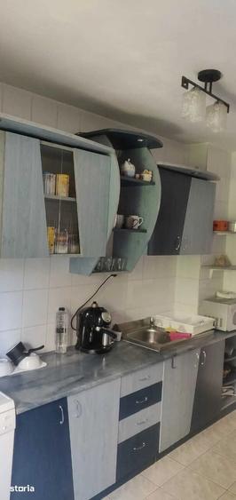 Apartament cu 4 camere în Între Lacuri