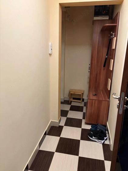 Apartament cu 2 camere nedecomandat în Valenta