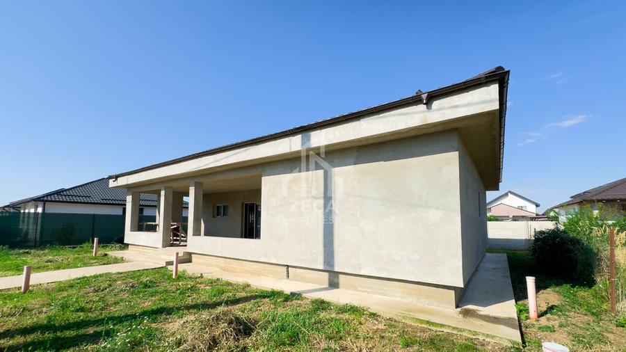 Casă individuală cu 3 camere cu Teren 472 Mp în Vidra