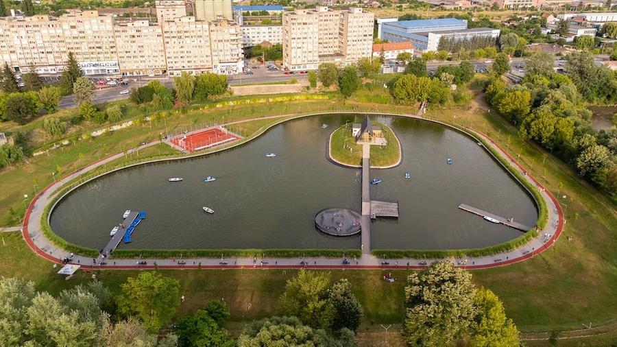 Garsonieră decomandată în Gării