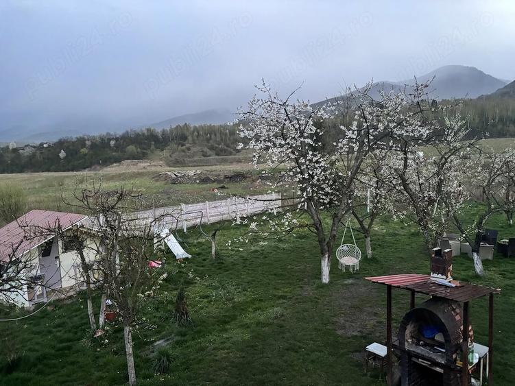 Casă cu Teren 1400 Mp în Central