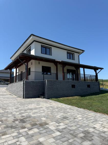 Casă cu 3 camere în Central